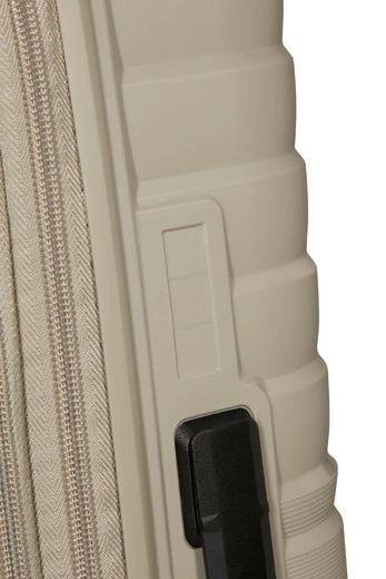 Средний чемодан 68см American Tourister FLYTWIST MI1*05002