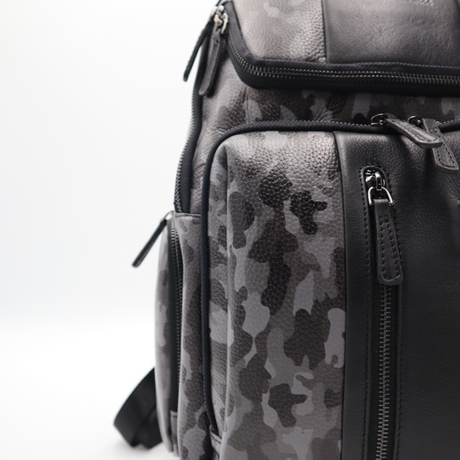 Чоловічий рюкзак з натуральної шкіри Roberto Tonelli R5217-KM-GR