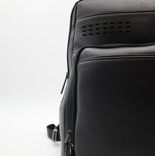 Шкіряний рюкзак Roberto Tonelli R5216-1